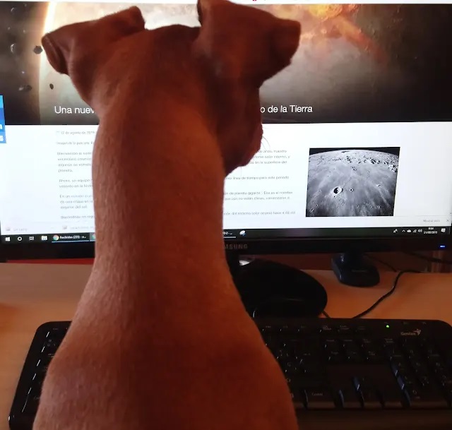ExoPlanetascom's tweet photo. Nunca amanecerás sin que te den una patada más, hoy ATRESMEDIA 🙄.
Hoy recibí de Youtube un Bloqueo Mundial para mi vídeo titulado "Astronautas en peligro! El POLVO LUNAR es tóxico puede provocar desde bronquitis hasta cáncer" publicado el 22 de mayo del 2018,debido a una denuncia de Atresmedia porque dicen que utiliza imágenes de un reportaje suyo: “Programa 4: El futuro en 3D” publicado este mismo mes de julio del 2025.
Pues:
1º/ ES MENTIRA y Atresmedia lo sabe. No son imágenes de su propiedad. Las imágenes son de la ESA (Agencia Espacial Europea) publicadas el 26 de febrero de 2016 con fines de divulgación informativa.
2º/ NO tengo una máquina del tiempo (aún). ¿Cómo en 2018 pude viajar a 2025 para supuestamente “robar” las imágenes del programa de Atresmedia que acaba de ser publicado?
3º/ Estas falsas acusaciones son el pan nuestro de cada día para los youtubers de divulgación científica, los grandes medios de comunicación se dedican a reclamar la propiedad de de TODO lo que emiten, aunque sean imágenes de dominio público o de agencias espaciales para difusión informativa. Que lo haga una televisión de Asía, Indonesia, o África, bueno, ya estoy acostumbrado; pero que te lo haga una productora de mi país, España, a sabiendas que es mentira.... 😡No hay término élfico, en lengua Ent o de los hombres para describir cómo me siento sin que me cierren la cuenta.

Os pido disculpas🙏 y lamento salirme del tema de la actualidad y divulgación científica; pero si no cuento esto a alguien o algo reviento.