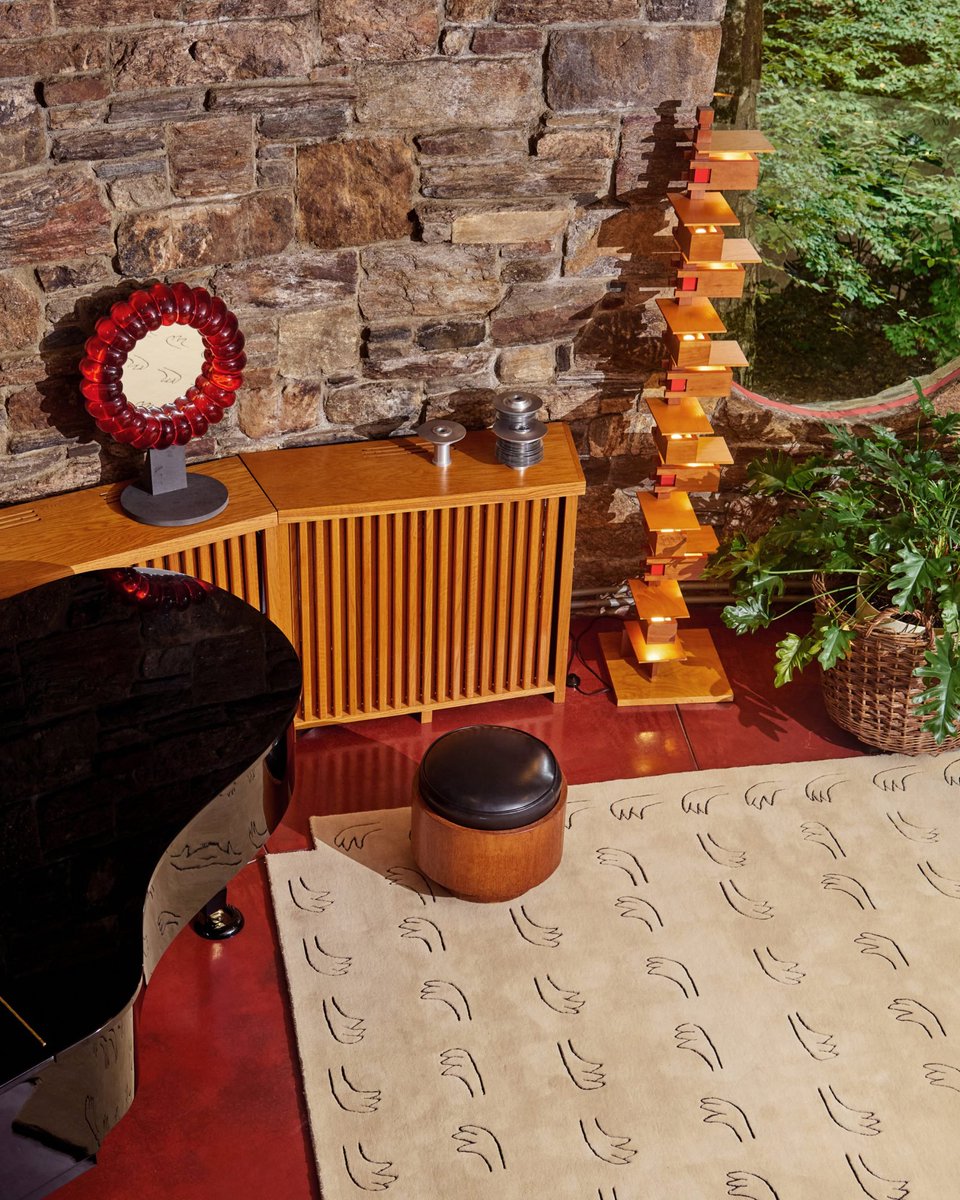 dezeen's tweet image. Frank Lloyd Wright's Toyhill house hosts Ready To Hang designs: dezeen.com/2025/07/19/fra…