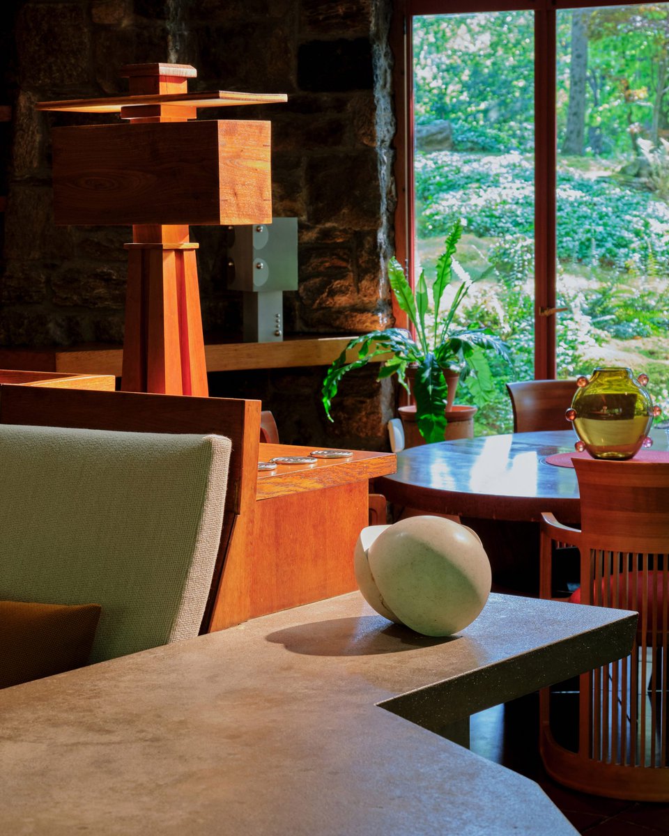 dezeen's tweet image. Frank Lloyd Wright's Toyhill house hosts Ready To Hang designs: dezeen.com/2025/07/19/fra…