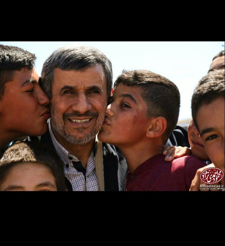 Amirsh60's tweet image. ولایتی:
سیاستها باید به گونهای تغییر کند که برای مردم ملموس باشد.
اولین تغییر، احترام همه به انتخاب مردم است.
#احمدی_نژاد