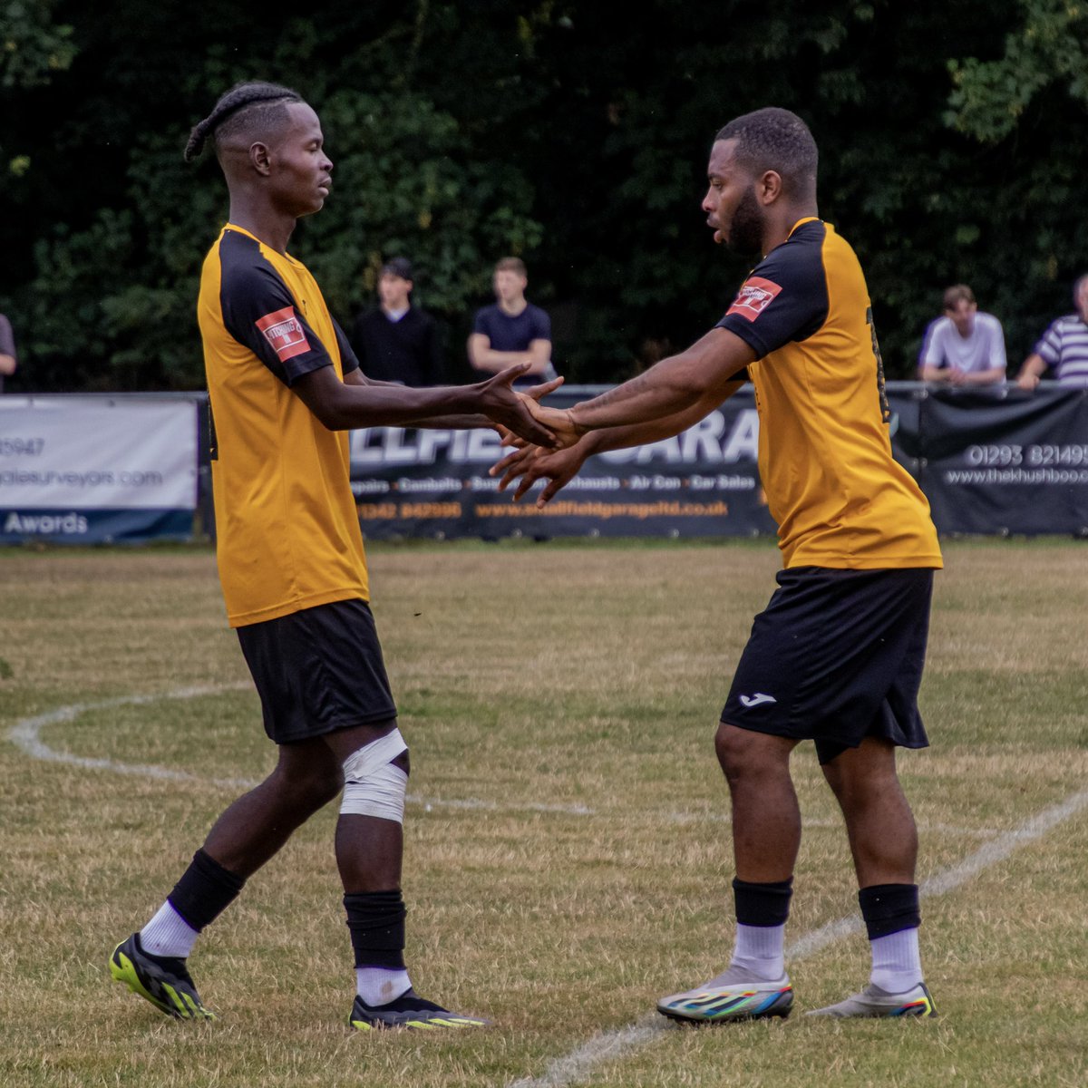 MersthamFC1892's tweet image. ๐ ๐๐ง๐๐๐๐๐ฌ | ๐ฃ๐ฟ๐ฒ-๐ฆ๐ฒ๐ฎ๐๐ผ๐ป ๐ ๐ฎ๐๐ฐ๐ต ๐ฑ
Make the journey to @LeatherheadFC this evening for our final away pre-season friendly. KO 7:45pm.
๐ Fetcham Grove, KT22 9AS
๐๏ธ A ยฃ5 | Con/U16s ยฃ3 | U12s Free
๐ธ @PhotographyVjt
#COYM ๐งก๐ค