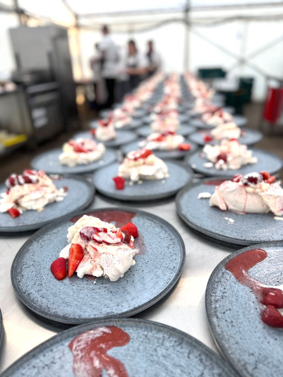 Our summer dessert lineup goes on and on…guess how many Champagne‑poached strawberry pavlovas are waiting on the pass? 🍓✨

#StrawberrySeason #SummerProduce #FreshFromTheKitchen #JuicyRubies⁠
#SeasonalEating #FarmToTable #SummerVibes #StrawberriesOfInstagram