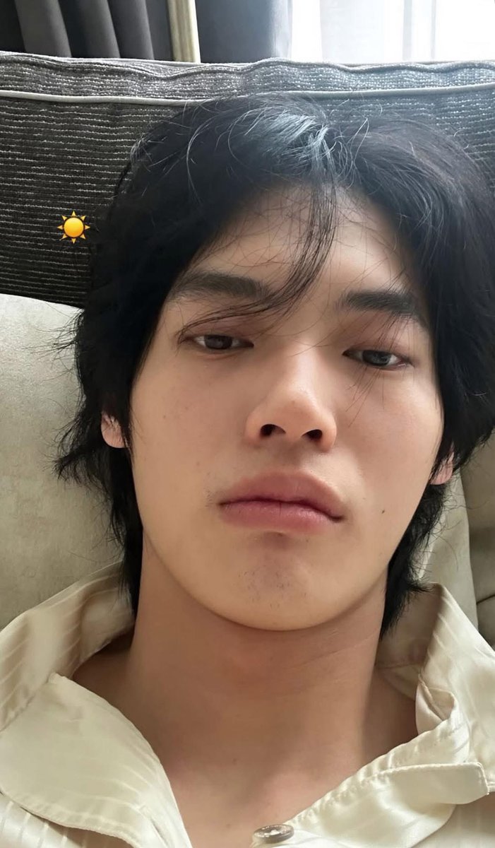 WinMetawinUnite's tweet photo. [WIN METAWIN STORY IG UPDATE]

Have a great day, our handsome Prince! 👑💚

#ScarletHeartTH
#winmetawin @winmetawin
#snowballpowers https://t.co/hylhZZVLgt