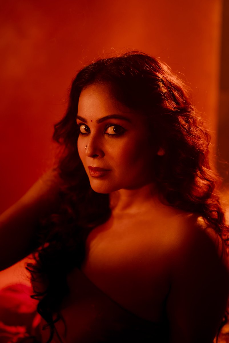 S2MediaOffl's tweet image. Casually elegant and effortlessly pretty – @IamChandini_12 never misses a beat! ❤️
#ChandiniTamilarasan
@prosathish @S2MediaOffl