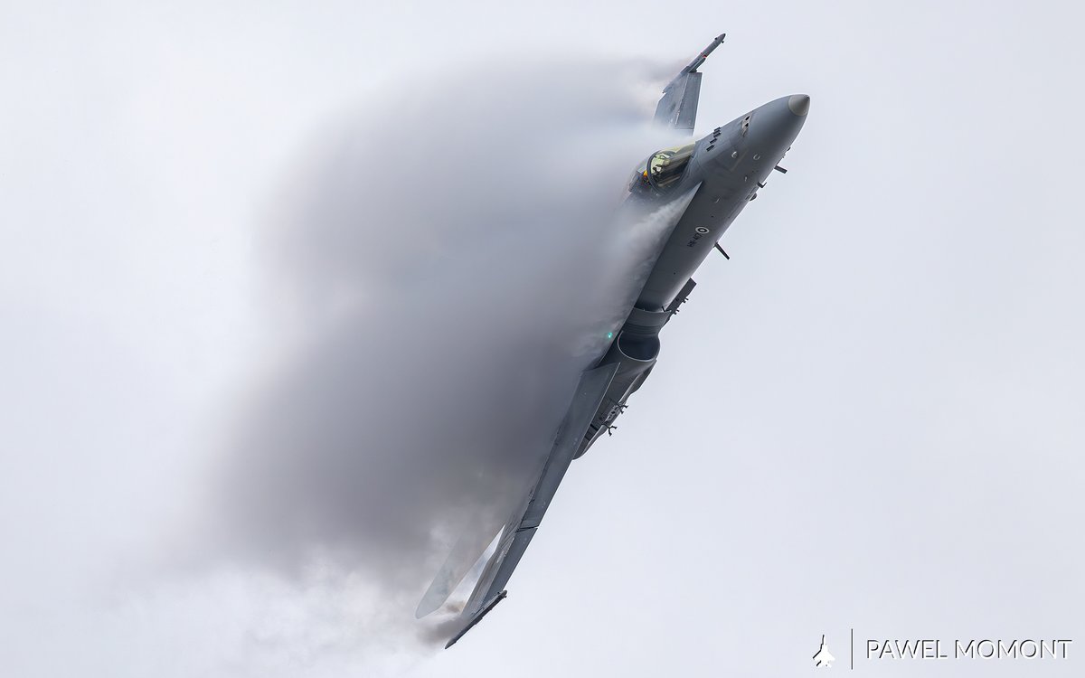 NATO_AIRCOM's tweet image. "Eyes in the skies", the theme who gathered over 20 Allied Nations at the #RIAT25 🇬🇧, showcasing the full spectrum of @NATO air capabilities.
Fighter jets and key enabler assets are 24/7 operational as NATO's vigilant eyes
Read More bit.ly/3UoVOeJ
📸Momont and Lovell