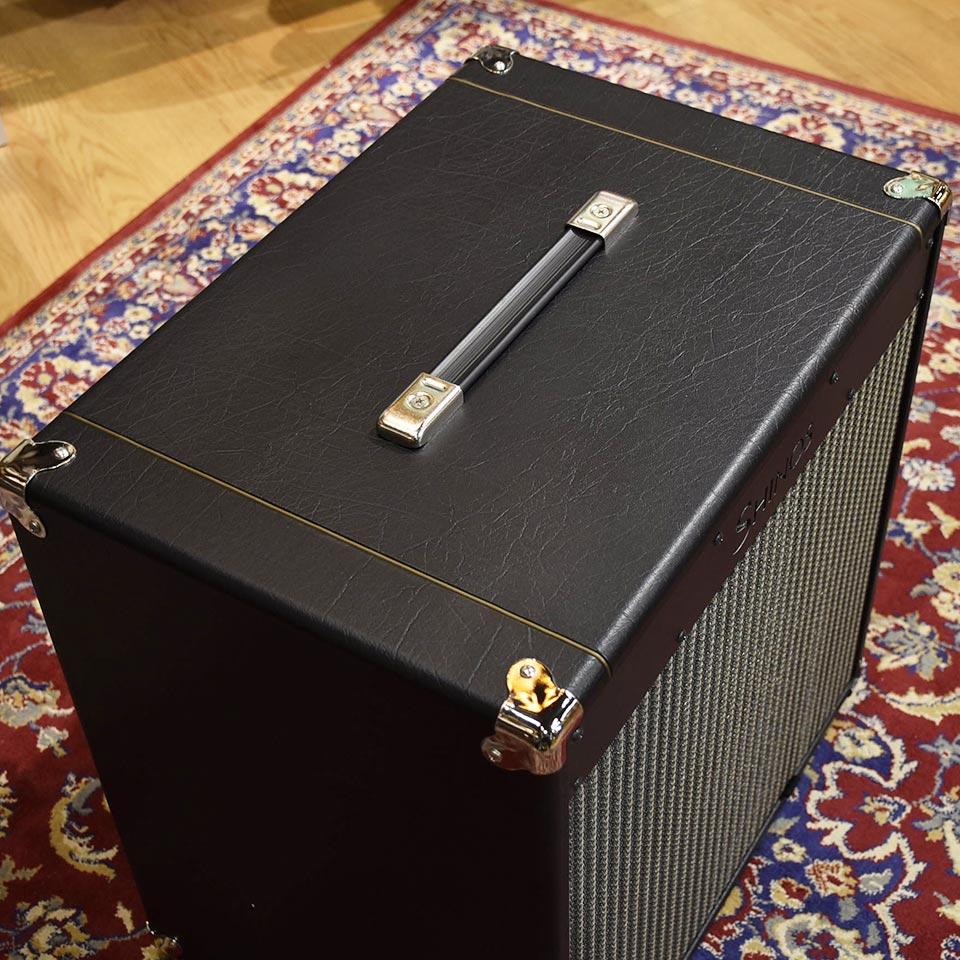 Miyaji_Guitars's tweet image. SHINOS&L/CITY BASS SPEAKER112
温かみがありつつ、クリアーで前に出るサウンドが好評なシノーズアンプ。
こちらのキャビネットもヘッドと合わせて使用も良し、お手持ちのヘッドと合わせてもベースやアンプの特性を素直に引き出してくれます。
shop.miyaji.co.jp/SHOP/ka-g-0513……