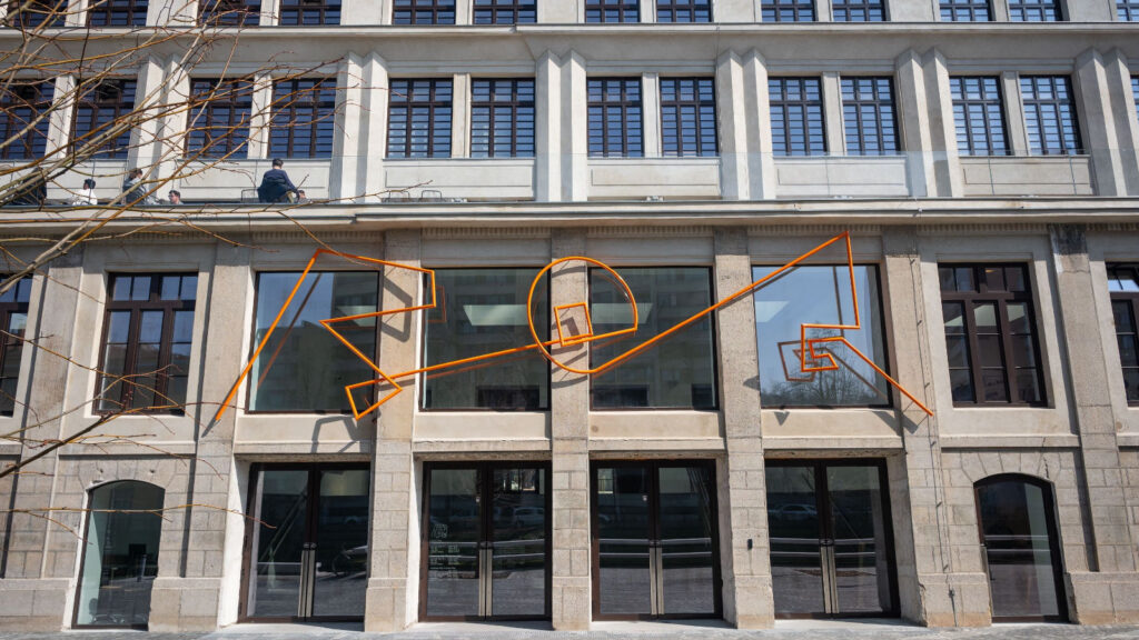 Cities_Today's tweet image. Once a bicycle factory, now a hub for innovation—Center Rog in Ljubljana blends heritage with creativity. Open to all, it supports makers, designers, and communities through inclusive labs, public programmes, and sustainable design.
👉 cities-today.com/center-rog-lju…
@EUROCITIES