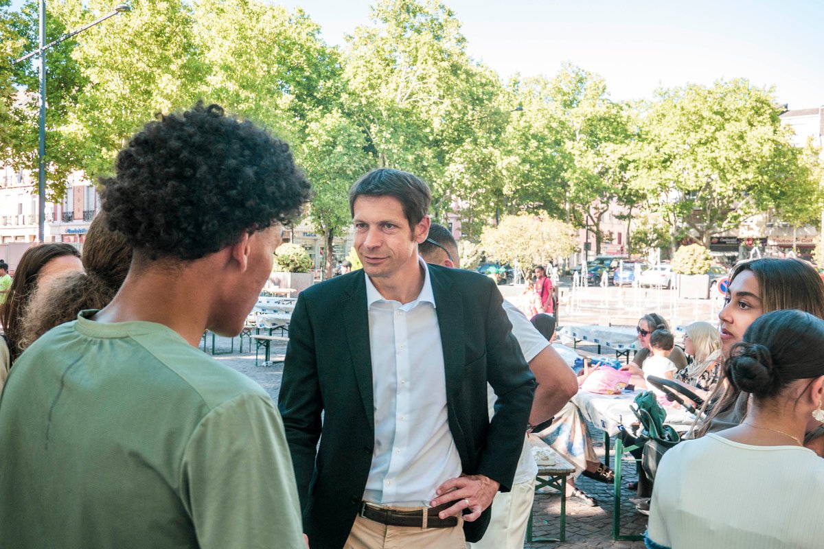 Prefet68's tweet image. #QuartiersdÉté2025 à Mulhouse
⛱️📗🏓Les services de l'État aux côtés des citoyens
Julien Le Goff, sous-préfet de Mulhouse, et Luc Chervy, président de la CAF du Haut-Rhin, étaient vendredi 18 juillet à la rencontre des jeunes, des habitants et des acteurs mobilisés dans les…