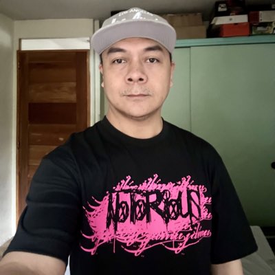JorgeCdeLeon's tweet photo. #NewProfilePic https://t.co/LqpPtnz7aD
