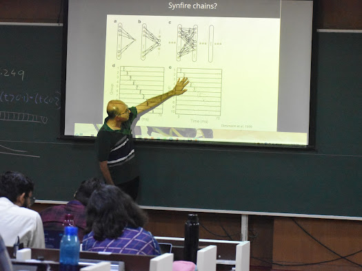 camp_course's tweet image. Thank you, Prof. Raghav Rajan, for joining us at CAMP 2025 and sharing your fascinating work on song production in zebra finches. Who knew bird brains could be such great composers!