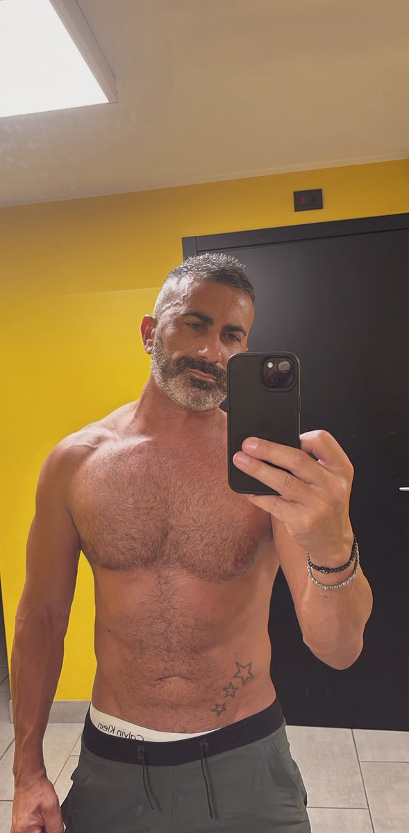 Good morning 💪🏼💦💦😈