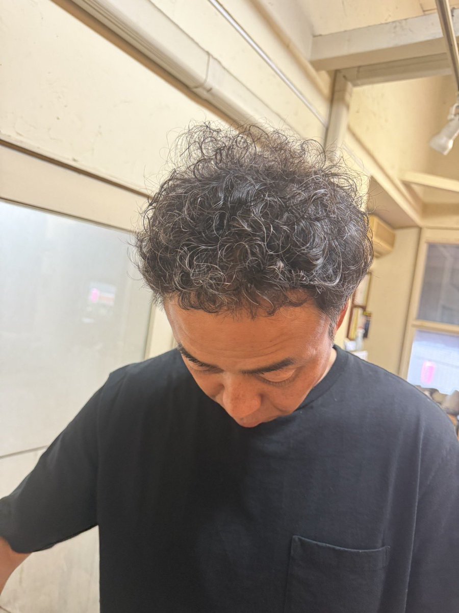 僕の美容師さんはゴットハンド✨
パーマでカサマシ☺️