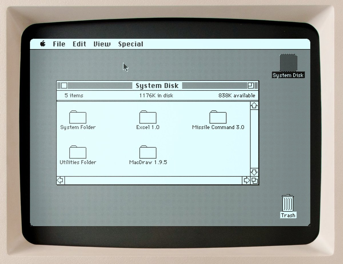 Frame of preference ::: A history of Mac settings, 1984–2004 aresluna.org/frame-of-prefe… Words by Marcin Wichary / Technology by Mihai Parparita at Infinite Mac #Macintosh #Mac #uxui