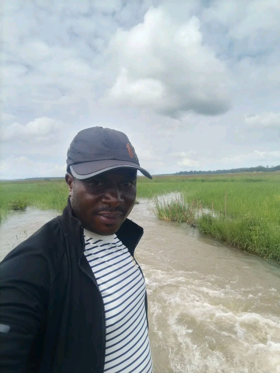 AbiluTangwa's tweet image. No bank can loan us a new Earth. Nature’s resources are finite. Act now: plant trees, save water, cut waste! #ProtectOurPlanet