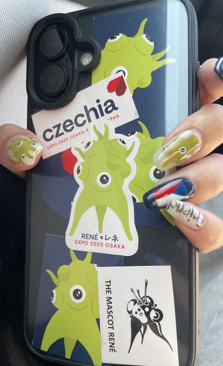 sumi_expo's tweet image. めちゃくちゃ
嬉しい事があった...( ; ; )💚
レネ氏への愛がブチ上がり
スタバでレネカラーフラペチーノ爆飲み
(嬉しくて挙動不審ぎみ)
スマホは3月からずっとこの仕様だけど
万博外では、ほぼ伝わらないけど良いんだ