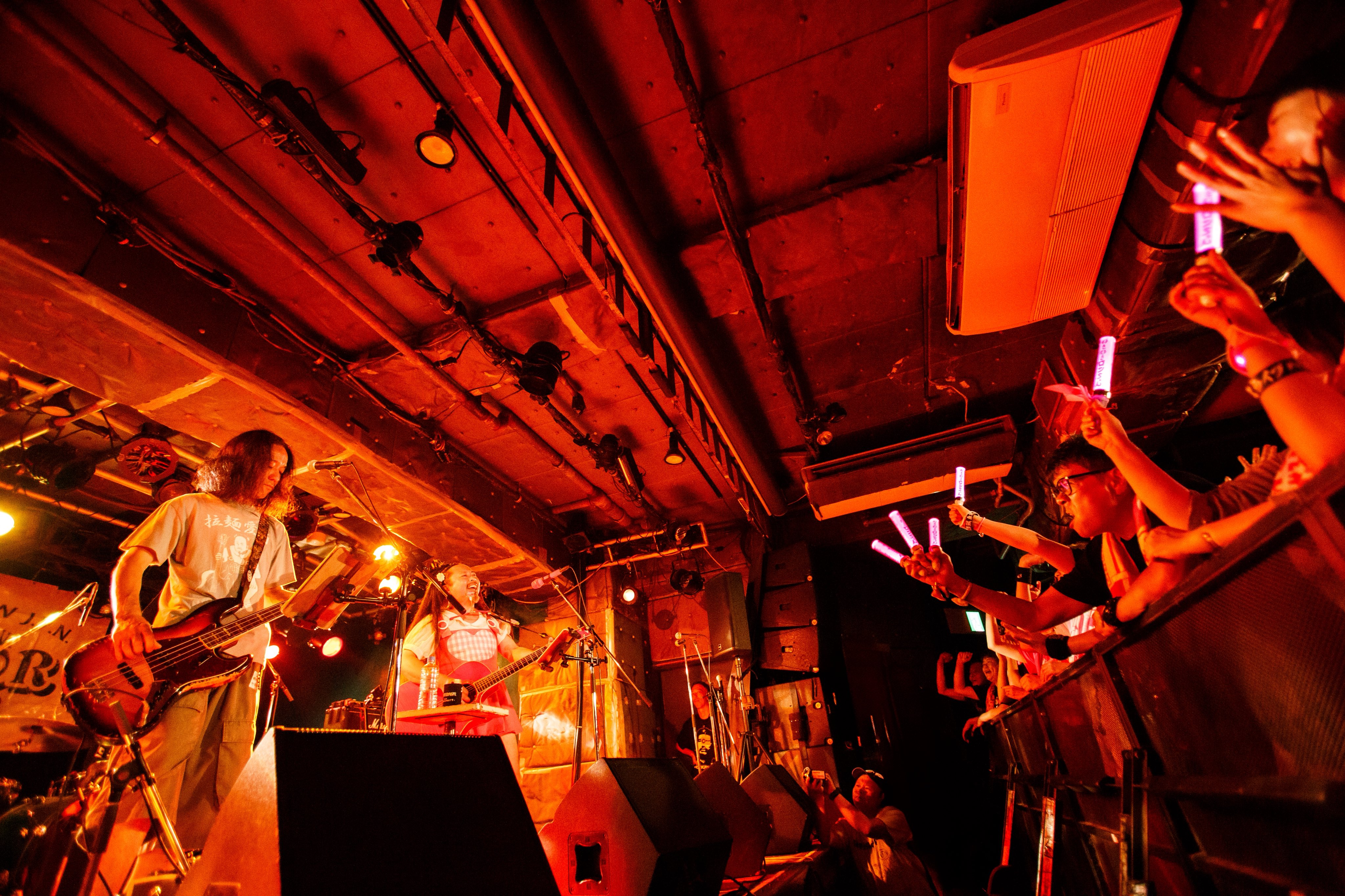 16TONS CD 3枚セット 16トンズ 井上タダシ JUNIORラスティック Amazon.co.jp: サファリ: ミュージック