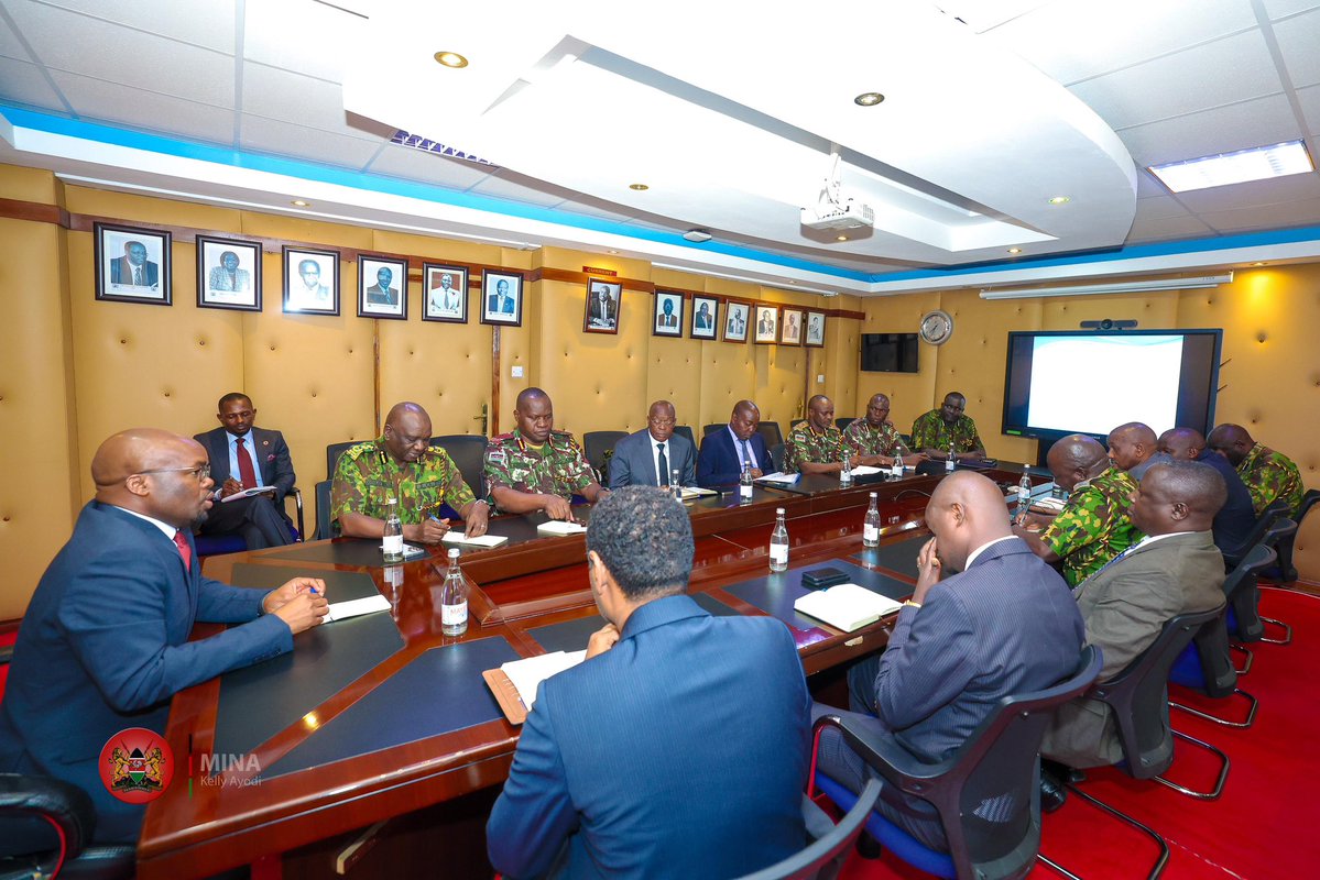 ray_omollo's tweet image. Received a comprehensive security briefing from the National Police Service (NPS) and the Nairobi Regional Command on the state of preparedness for the African Nations Championship (CHAN) tournament, which kicks off in August, 2025.
The briefing outlined a well-coordinated…