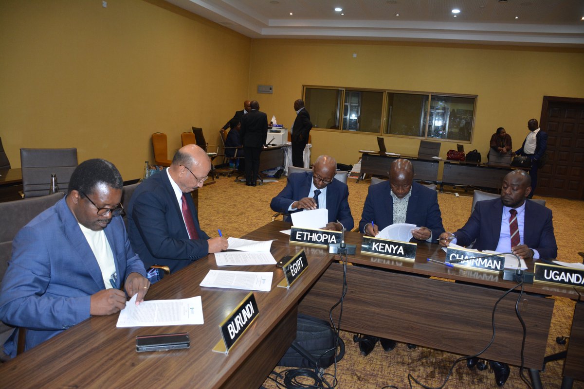 nbiweb's tweet image. #OneNile. >300 signatures. Yesterday.
NBI has brought Nile riparian states together on a regular basis 26 years, a first in the Basin's history.
It's fostered a culture of dialogue, joint decision-making & coordinated action in managing the Nile Basin’s shared water resources.