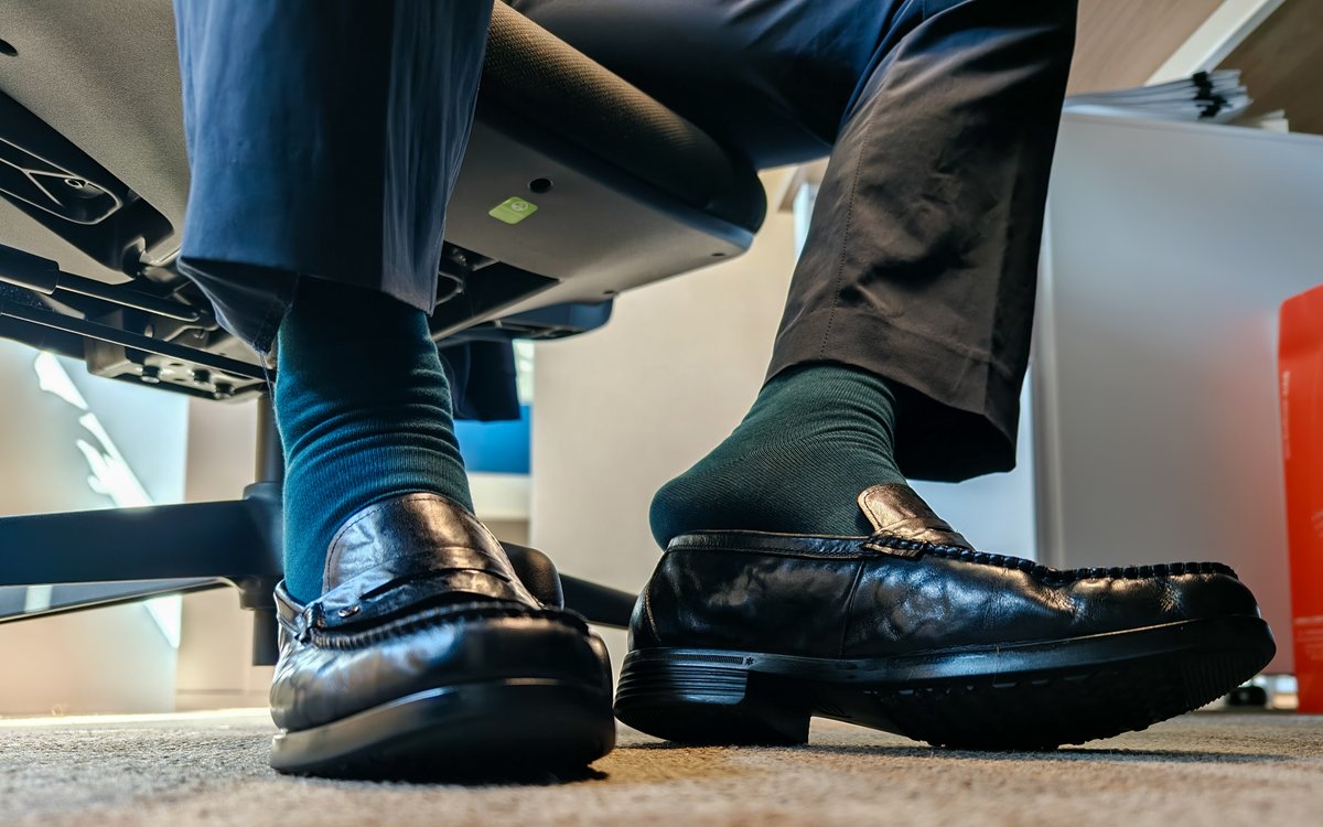 simon_socks tweet media