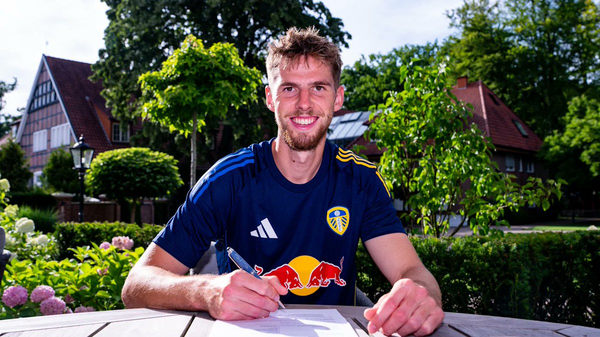 LUFCJapanwhites's tweet image. 【#リーズ移籍情報2025】
⚪𝑾𝑬𝑳𝑪𝑶𝑴𝑬 𝑻𝑶 𝑳𝑬𝑬𝑫𝑺 𝑼𝑵𝑰𝑻𝑬𝑫⚪
今夏6人目の補強はアントン・スタック!
昨シーズンはホッフェンハイム🇩🇪で活躍した"6フィート4インチ"の長身を誇る26歳はリーズファンをどのように魅了してくれるのでしょうか!
🔗公式発表⬇️
leedsunited.com/en/news/anton-…