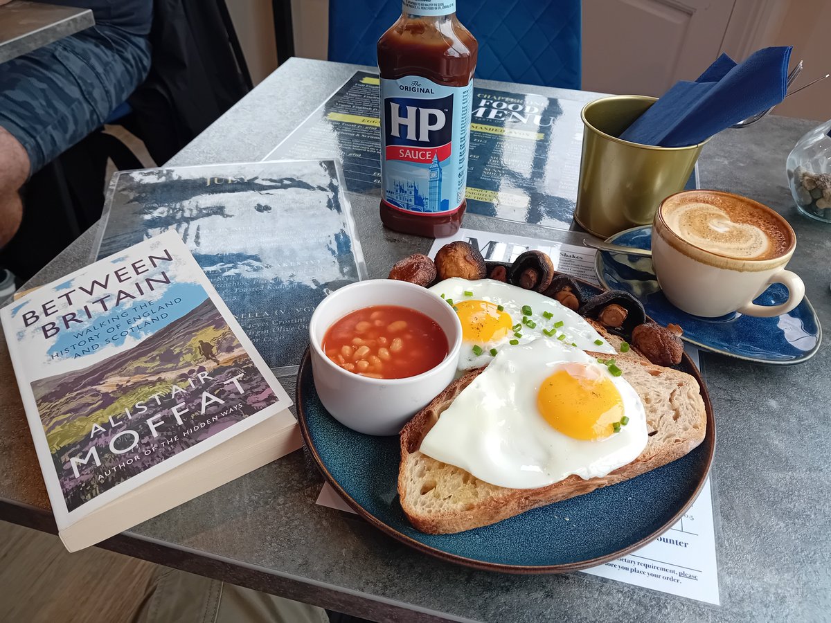 AWilsonmhealth's tweet image. #Breakfast for one on Sunday @ChapterOneSheff
Book, good food, great people
Recharging and just 'being'
@CopMoustache - check out the special mate!
#booklovers #Foodies #Sheffield #booktwitter #history
