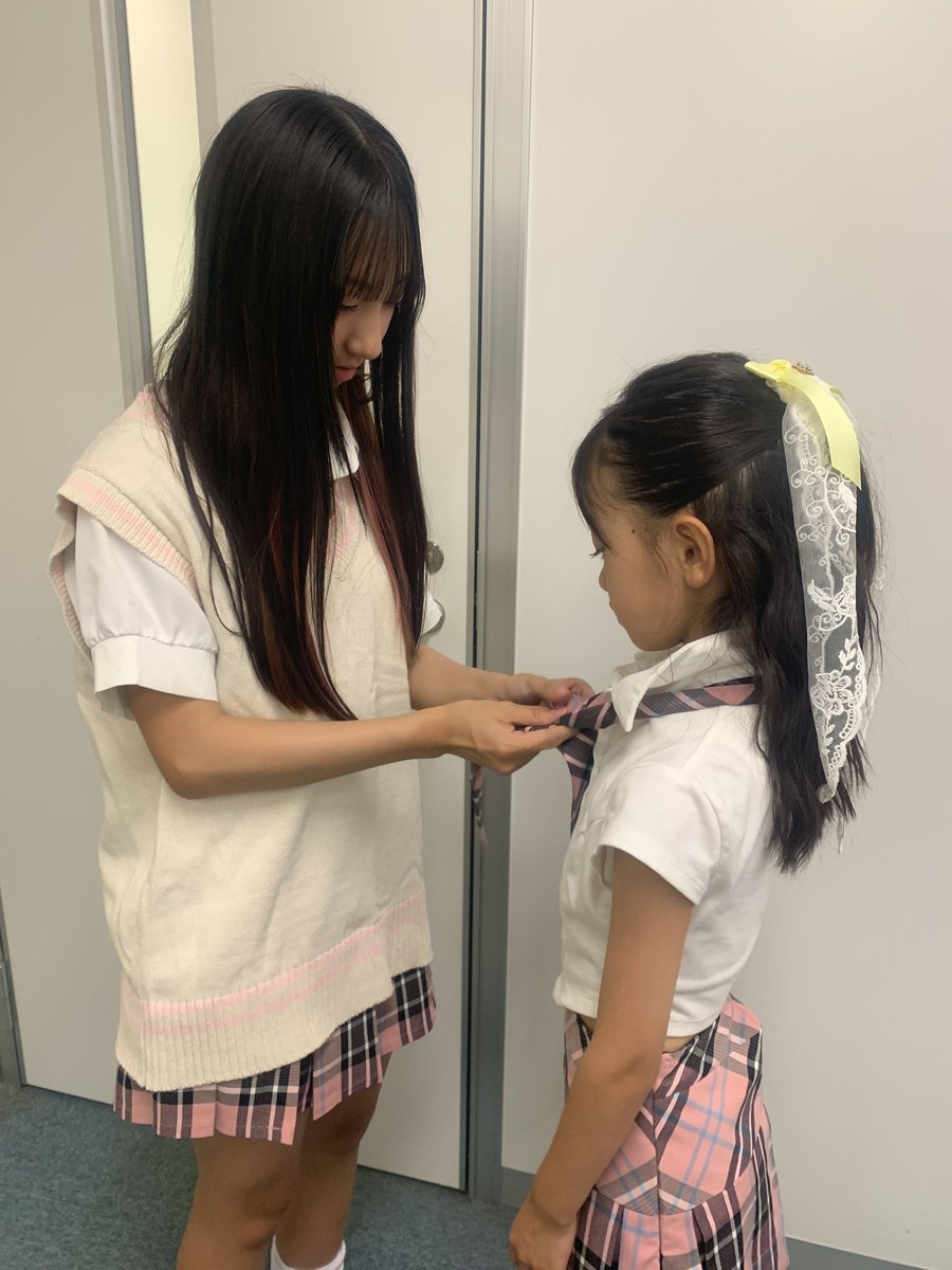 そういえばこの前ネクタイスタイルはじめてだったんだよ🎀ライブ前にり