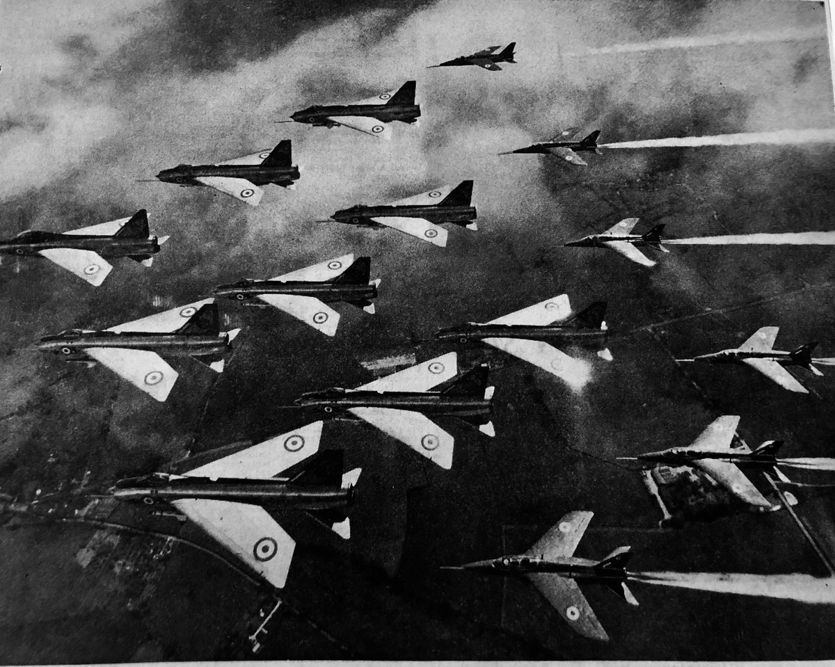 BlickyIan's tweet image. My father leading the @rafredarrows in his Mach 2.0 Lightnings