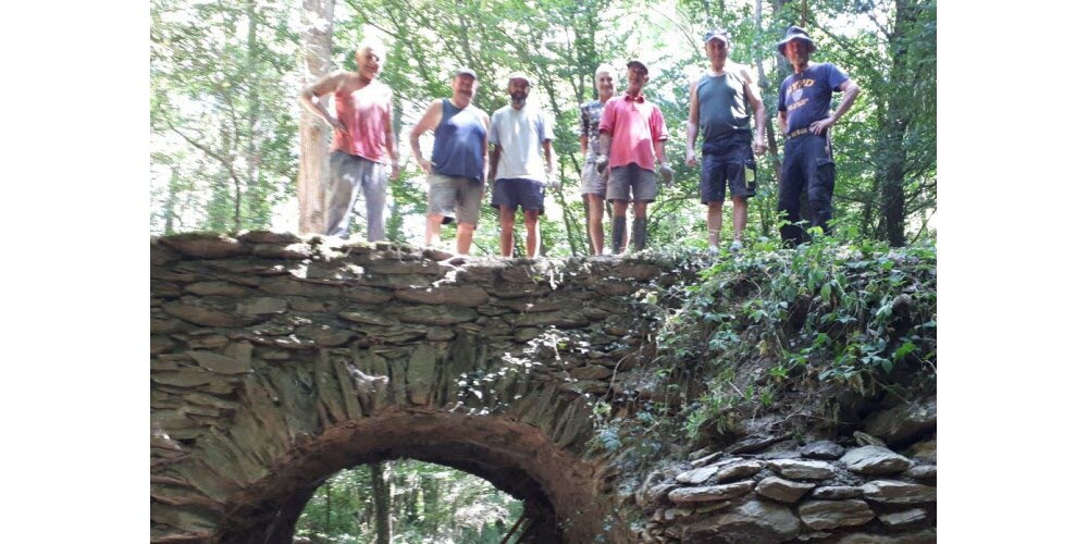 Longes (Rhône) : le pont romain restauré par des bénévoles leprogres.fr/economie/2025/…