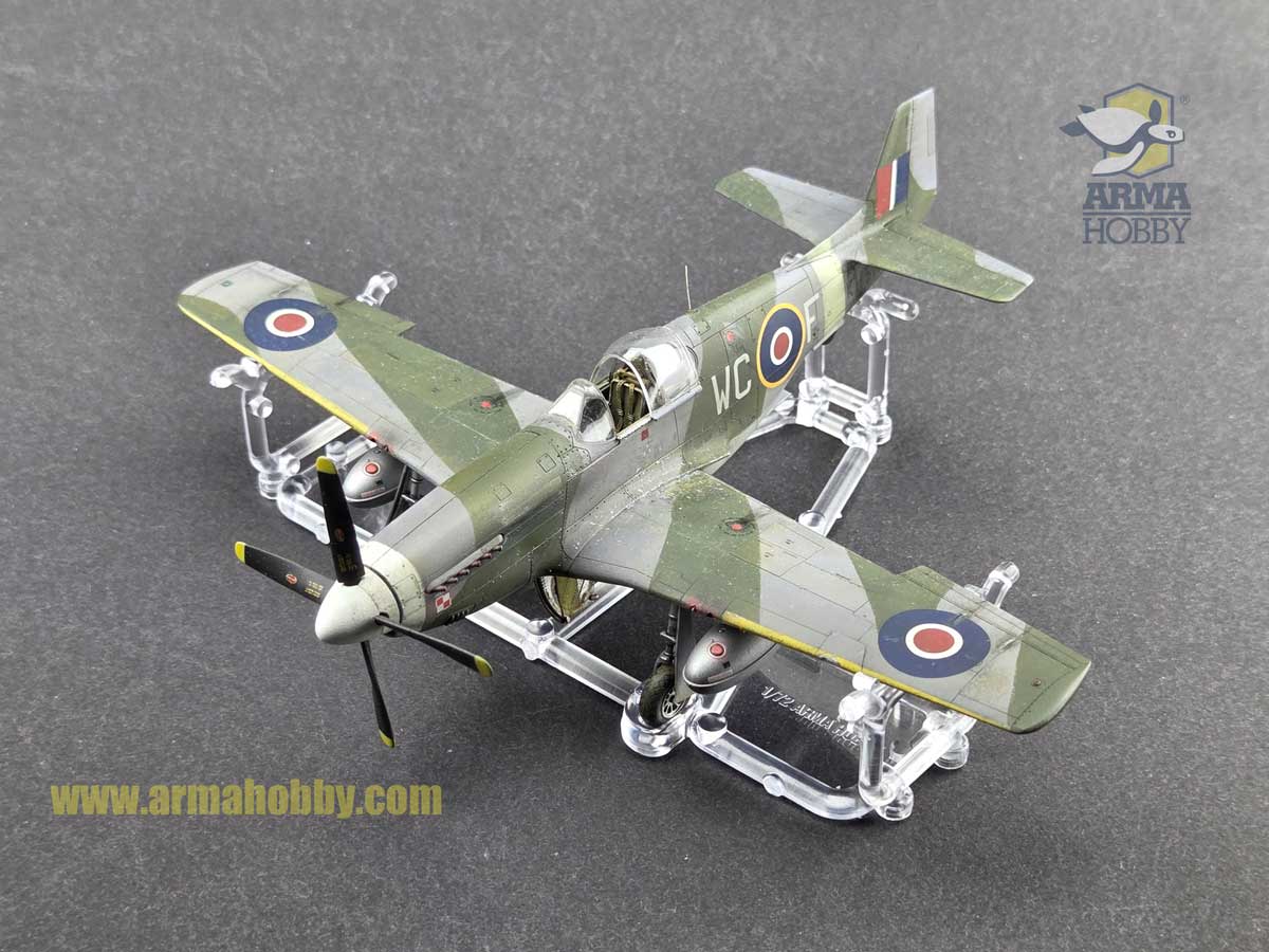 First look! 👀
Test sprue of our 1/72 P-51D Mustang is here – clear parts include 3 canopies, ID lights, camera glazing &amp; mirror fairing.
Bonus: a clear plastic jig in the box for assembly &amp; safe transport! 
🔗 Check it out: armahobby.com/70070-p-51d-mu…
#armahobby #P51D #plastickit