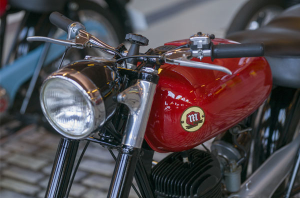 Museu Ciència Cat (@mnactec) on Twitter photo 🛵 Les motocicletes Montesa amaguen un munt de reptes, aventures i records, com l’Operació Impala, l’Operació Crono o les 24 Hores de Montjuïc.
🙌 L'exposició “Viva Montesa” del MNACTEC et convida a fer un recorregut per la història d'aquestes espectaculars motos. 🛵 Les motocicletes Montesa amaguen un munt de reptes, aventures i records, com l’Operació Impala, l’Operació Crono o les 24 Hores de Montjuïc.
🙌 L'exposició “Viva Montesa” del MNACTEC et convida a fer un recorregut per la història d'aquestes espectaculars motos.