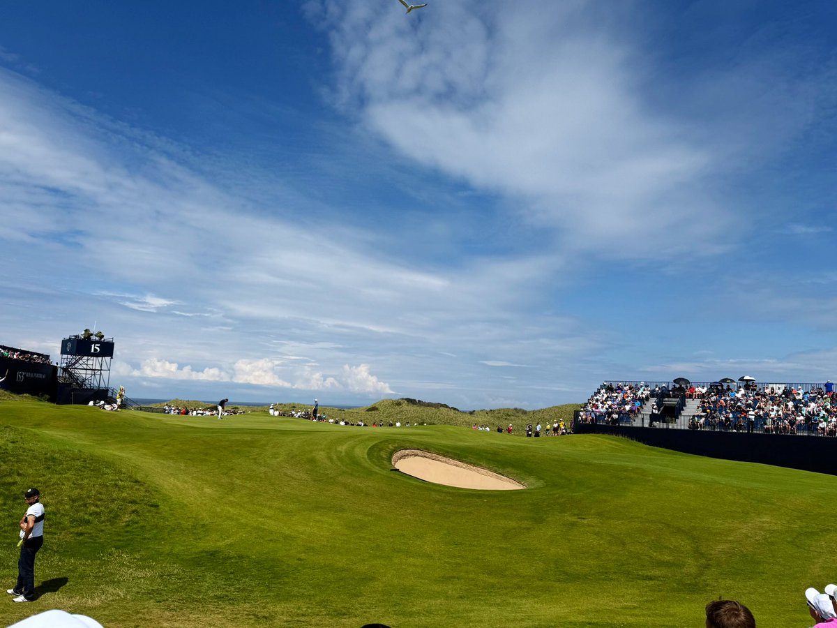 6hellsbells's tweet image. Incredible day at @royalportrush