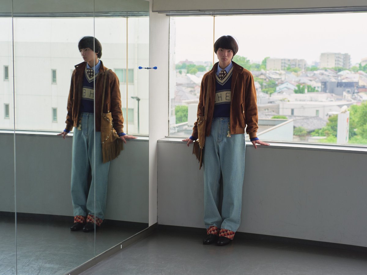 Them_mag's tweet image. Them magazine No.059 “Stylist A to Z”
VICINI LONTANI
Photography: MIKITO IIZUKA
Styling: TAKAYUKI TANAKA
Hair: KEI TAKANO
Make-up: MAHO MORIYAMA
Model: SOUTA
Jacket, Knitwear, Shirt and Pants from VALENTINO
Shoes, Bag, Scarf and Key Charm from VALENTINO GARAVANI
#valentino