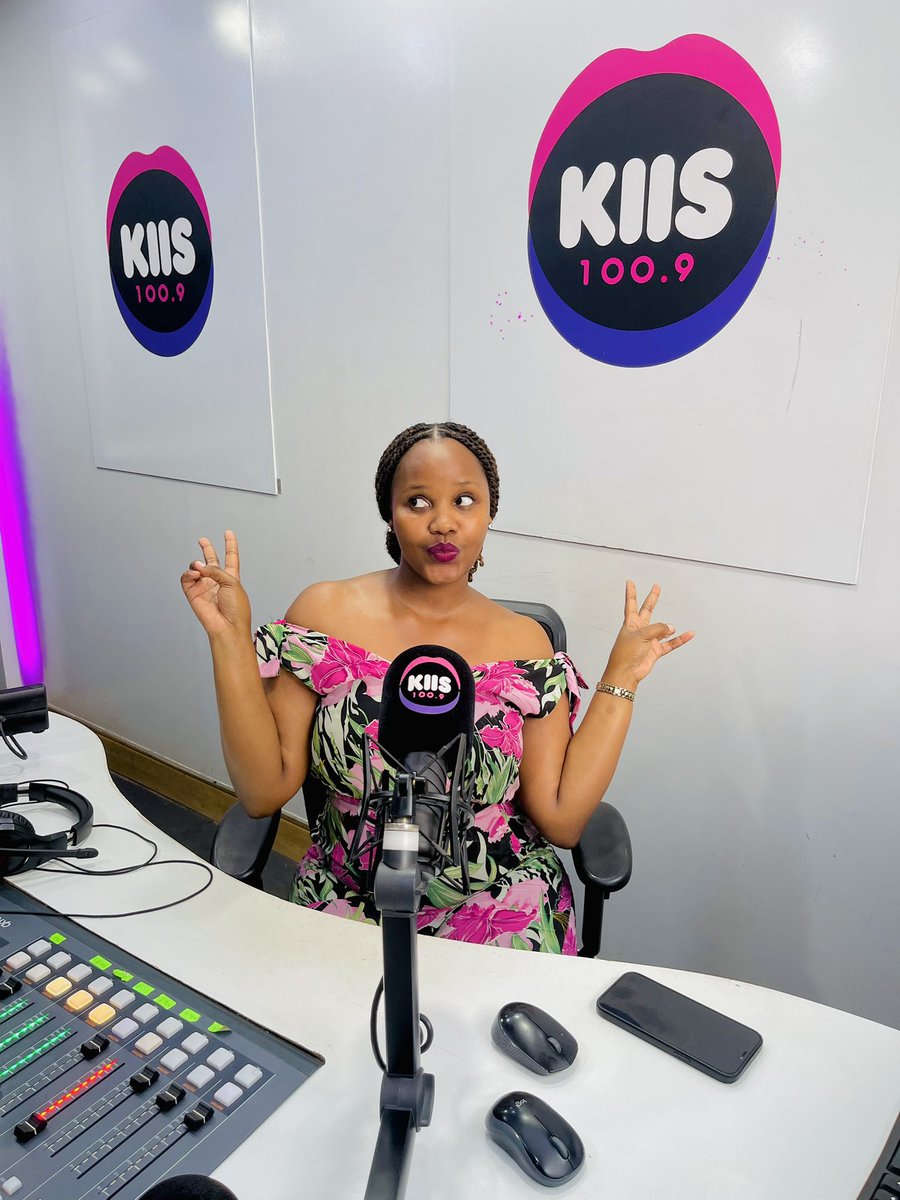 KIIS_FM_Uganda's tweet image. The Sun may be shying away but the hits are bold . Lisa has got the aux , dial in !
#kiis100 #hothitsforkampala #kiisfmug