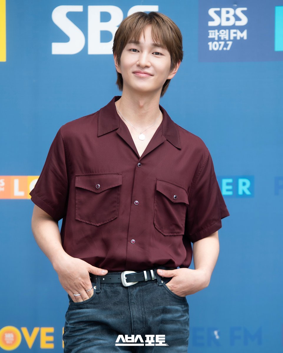 SBSNOW_PHOTO's tweet image. [SBS 출근길]
두시탈출 컬투쇼

#두시탈출컬투쇼 #컬투쇼 #출근길
#샤이니 #SHINee
#온유 #ONEW
#스브스포토
instagram.com/sbsphoto_offic…