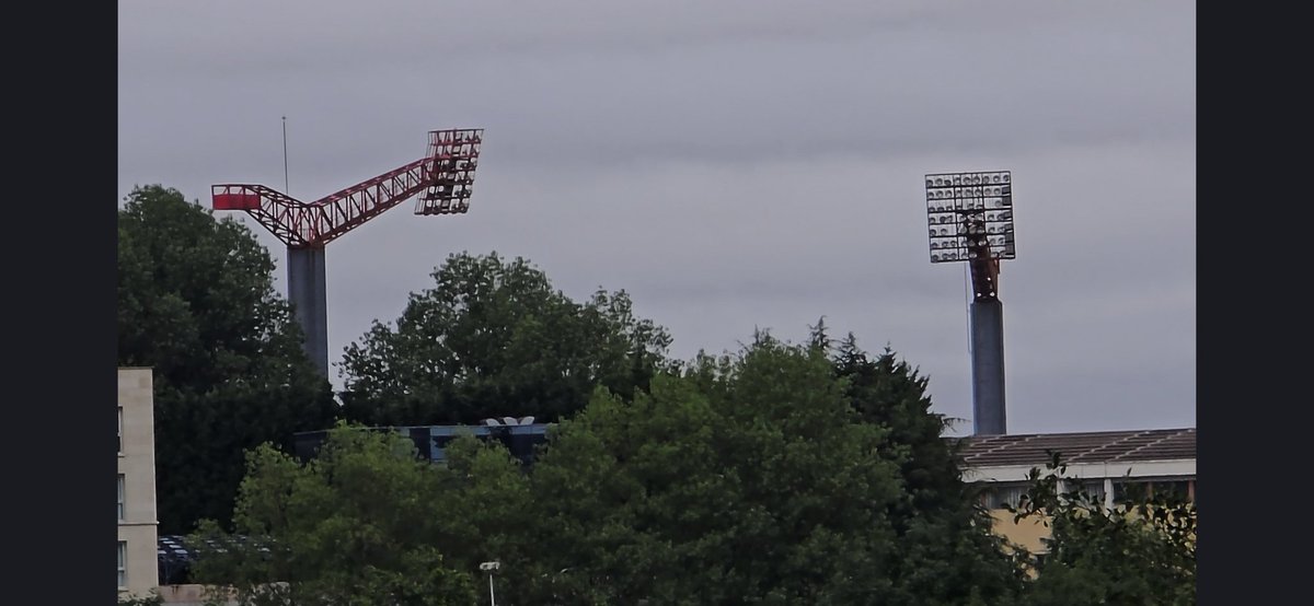 Ray Mundo Futbol (@raymundofutbol) on Twitter photo A football stadium in Northern Spain 👀
Any guesses? A football stadium in Northern Spain 👀
Any guesses?