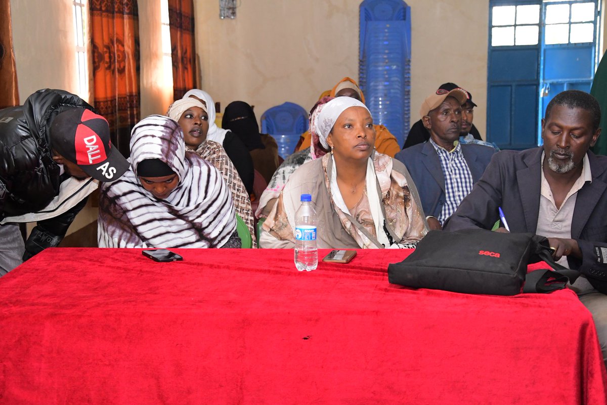 MWADO3's tweet image. We are in session with @MwendaKarani1 for a training on psychosocial support and mental health for SGBV survivors. First-line responders and referral pathway actors from across Marsabit Central are learning how to offer compassionate, survivor centered care. @KenyaAsal @OxfamKE
