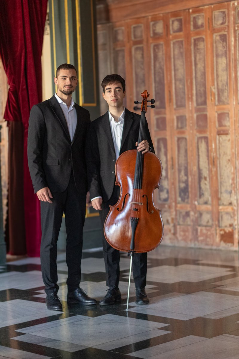 El reconocido dúo español Duo Becchio, integrado por Mario Teruel Santapau en el violonchelo y Óscar Álvarez Peris en el piano, ofrecerá un concierto el próximo 25 de julio a las 20:00 en la Iglesia de Križevniška, en el marco del Festival de Ljubljana. 🎶
