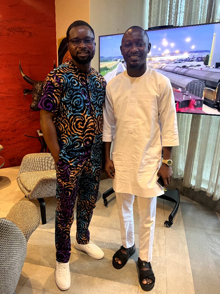 freeman_osonuga's tweet image. In Business, Friendship, Marriage, and even in hiring employees,always ensure to have people that complement you, your skills, your strengths, and your personality. 

That is how you achieve more, faster and go further. 

#dfotribe #tuesdaypost #tuesdayinspiration