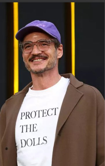 babybeginner's tweet image. The Protect the Dolls guyโs daddy.
๐ฎ๐ฎ๐ฎ๐ฎ