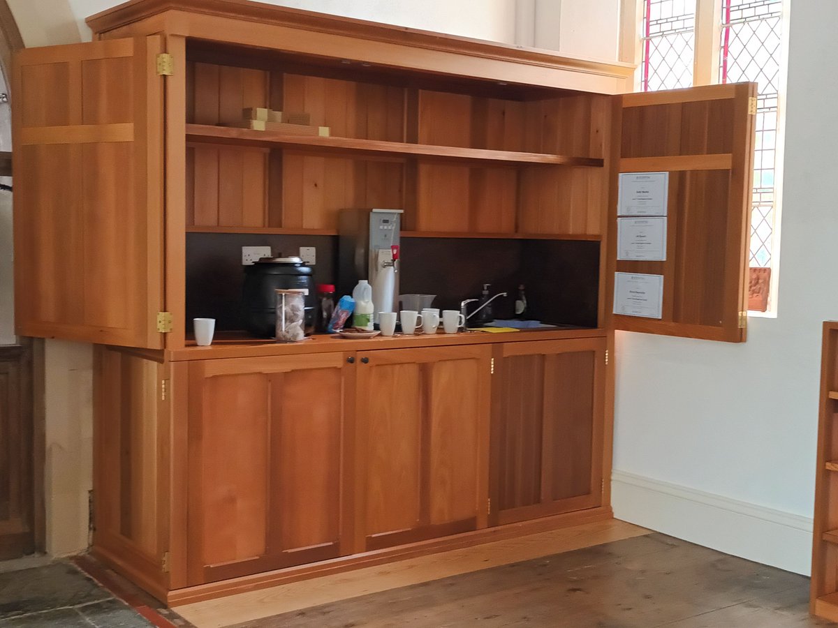 DevComsTogether's tweet image. 🥳 We love celebrating with our community buildings in #Devon Project Manager Julie presented Meshaw Church and Community Hub with their Platinum Jubilee plaque from the last funding round last week 💚They spent the funding on a bespoke pop-out kitchenette @acre_national