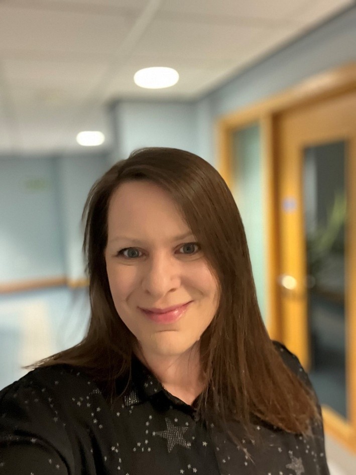 International Journal of Audiology (@ijaonline) on Twitter photo Meet the <a href="/ijaonline/">International Journal of Audiology</a> Associate Editors, @hlh1, Principal Research Fellow at <a href="/UoNHearSci/">Nottingham University Hearing Sciences</a> & <a href="/NottmBRC/">NIHR Nottingham BRC</a>. Her research interests include #auditory-cognitive training, #digital intervention development & assessment, #hearing in #dementia, research priority setting & health behaviour. Meet the <a href="/ijaonline/">International Journal of Audiology</a> Associate Editors, @hlh1, Principal Research Fellow at <a href="/UoNHearSci/">Nottingham University Hearing Sciences</a> & <a href="/NottmBRC/">NIHR Nottingham BRC</a>. Her research interests include #auditory-cognitive training, #digital intervention development & assessment, #hearing in #dementia, research priority setting & health behaviour.
