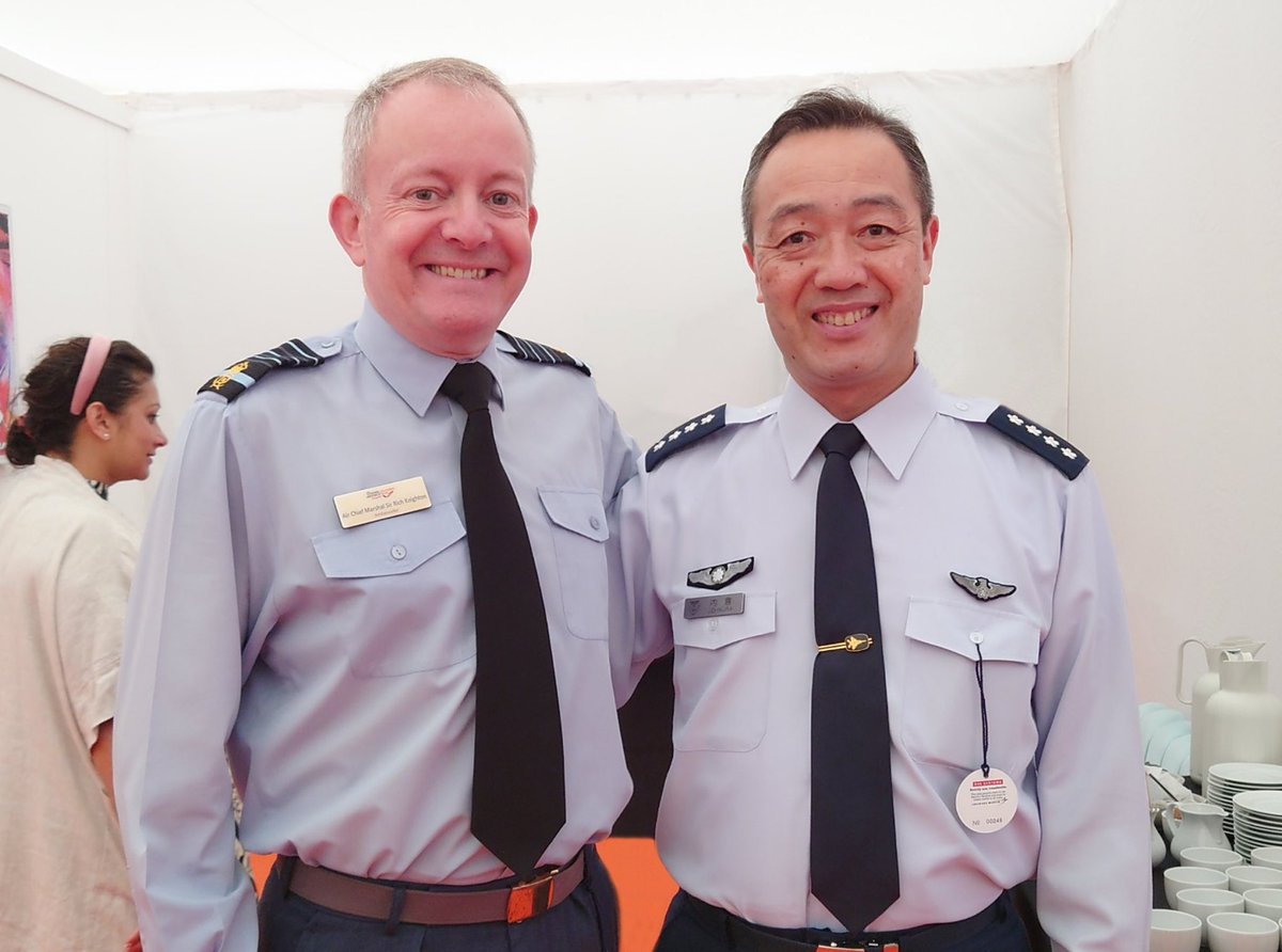 JASDF_PAO's tweet image. #内倉空幕長 は英国🇬🇧における国際航空宇宙軍参謀長等会議に参加し、 #RIAT25 を視察しました。
#空自 は今後も「欧州・大西洋及びインド太平洋の安全保障が相互に連関している」との認識の下、各国との防衛協力・交流に取り組んでまいります。🇯🇵🤝🇬🇧