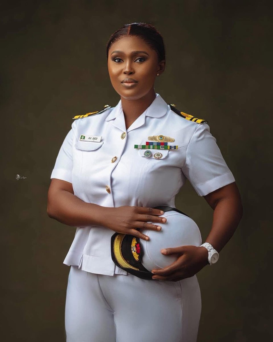 iamEmma_Bakassi's tweet image. Meet Lt . Commander AA AKU, equivalent to Major in the Army and Squadron Leader in the Air Force.