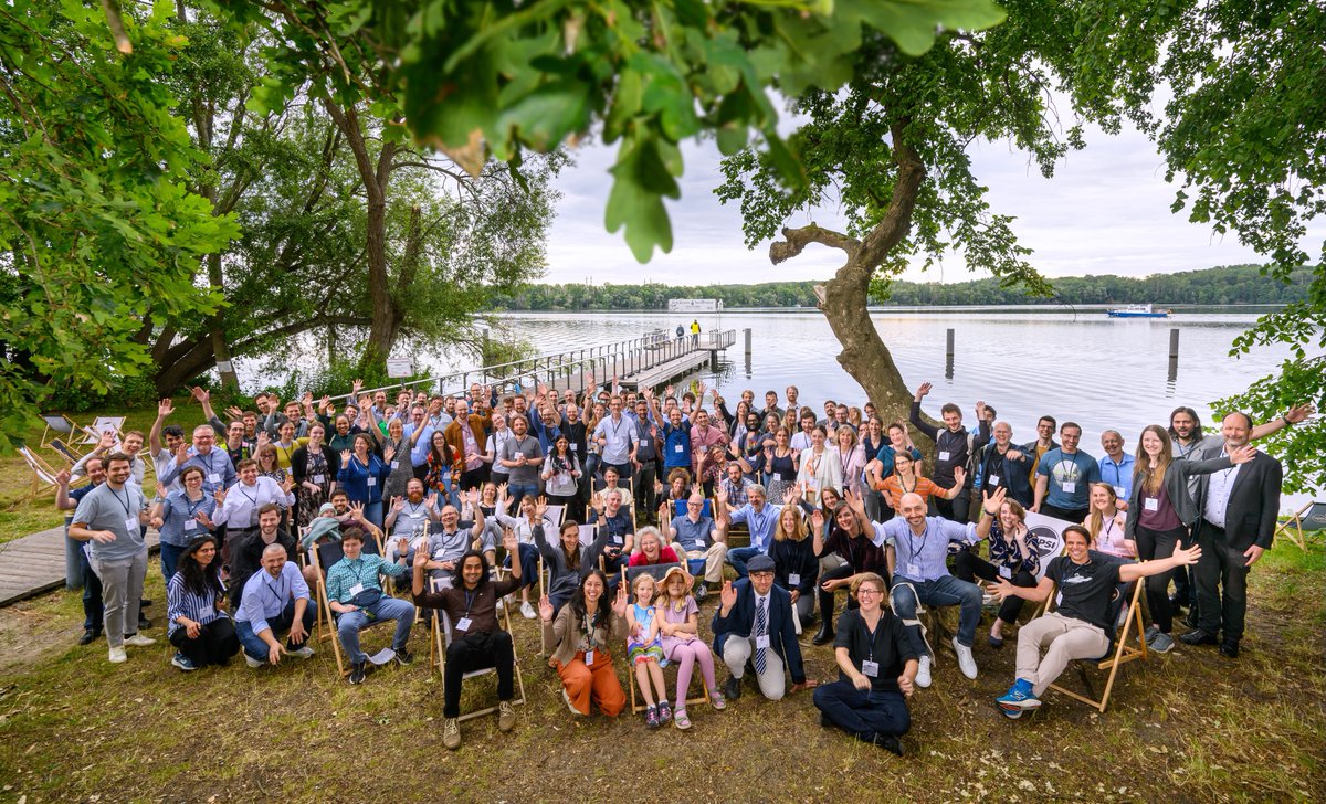 Annual Emmy Noether Meeting in Potsdam 2025

The annual Emmy Noether Junior Research Group Leaders meeting took place in Potsdam from July 10 to 12. Philip Bockholt attended the event, which included ...