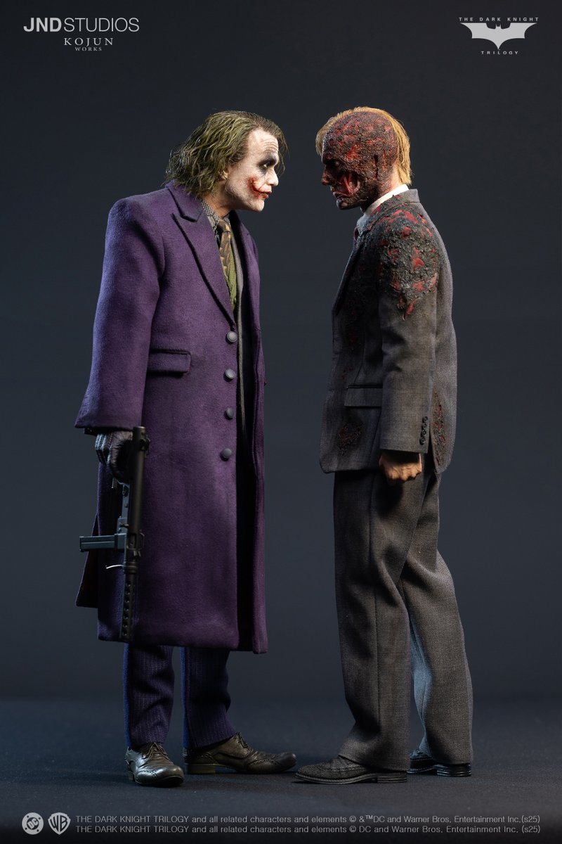 CollectJND's tweet image. Dear Collectors,
 
We are excited to share the second phase of pics for the KOJUN Works 1/6 Harvey Dent &amp;amp; Two-Face collectible.

Today’s reveal highlights the Dark Knight Trio — showcasing Harvey Dent, Batman, and the final mass-production version of the Joker side by side. This…