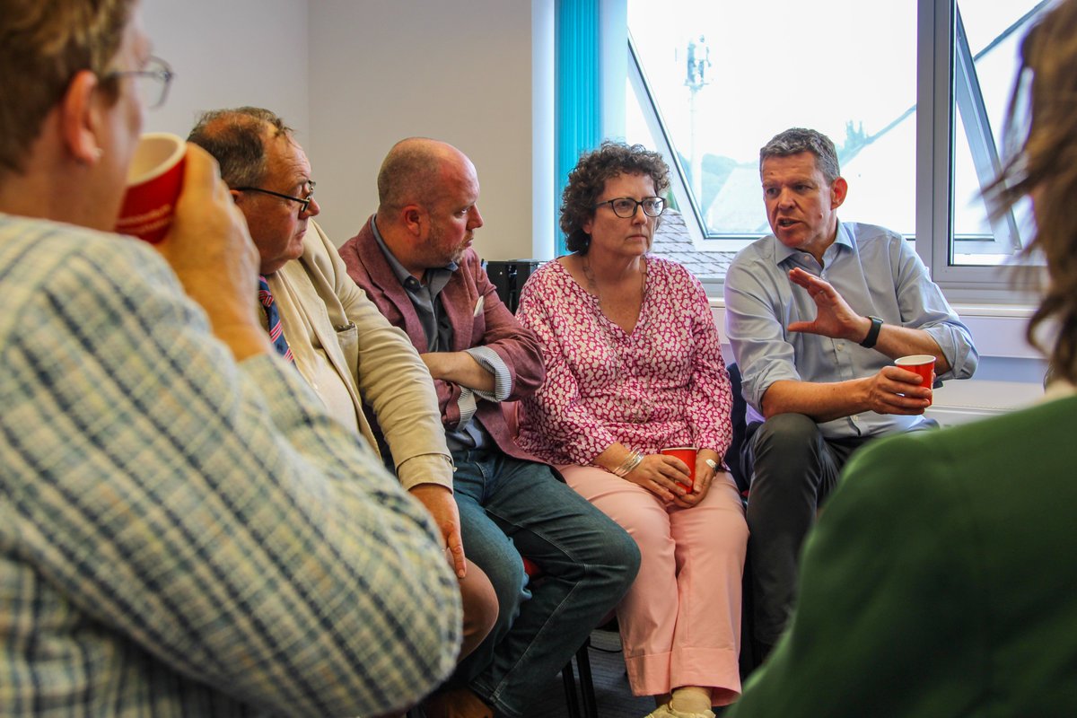 FUW_UAC's tweet image. Diolch i wleidyddion @Plaid_Cymru am alw heibio ein pafiliwn ddoe; cyfle i drafod y Cynllun Ffermio Cynaliadwy, treth etifeddiant, a heriau ehangach.
Thanks to @Plaid_Cymru for calling by our pavilion yesterday. A chance to discuss the SFS, APR and wider changes and challenges.
