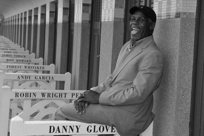 ClassicFilm2's tweet image. « Je n'ai jamais pensé à être acteur. »
#DannyGlover à qui l’on souhaite un joyeux anniversaire ✨🎂