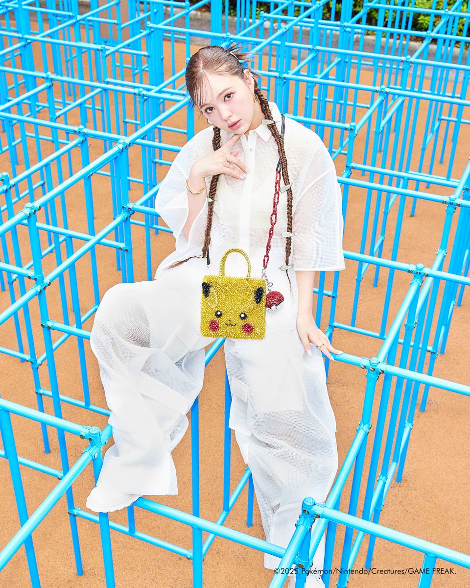 ✳️未使用　アンテプリマ　スマイル　チャーム　保存袋付　レア 楽天市場】チャーム ブランド バッグチャーム ニコちゃん 革