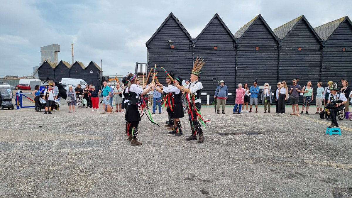 More photos from Whitstable! #morrisdancing #morris #Whitstable #kent #folkmusic