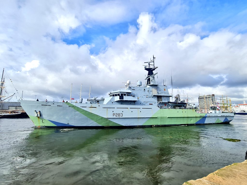 RNinScotland's tweet image. Goodbye @hms_mersey who is departing #Aberdeen this morning having supported #TallShips2025